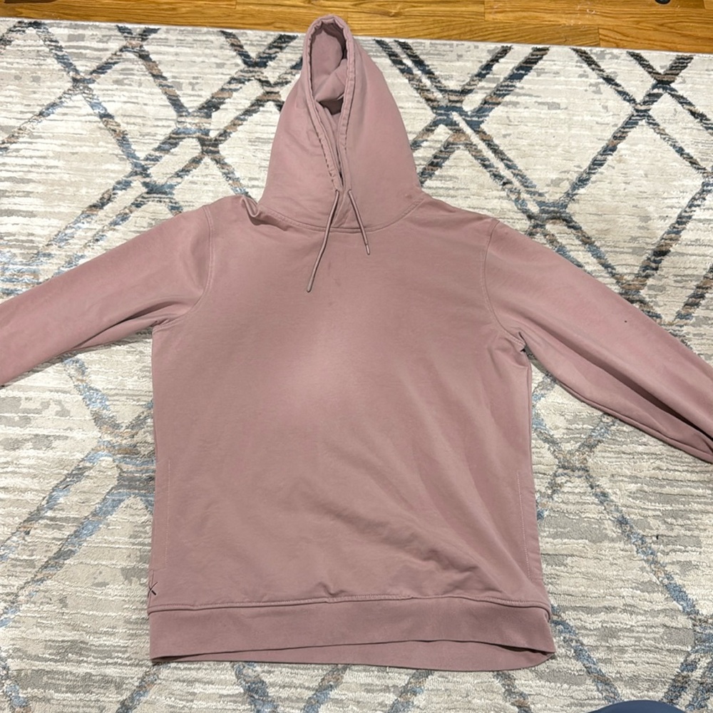 Cuts clothing Hoodie size L